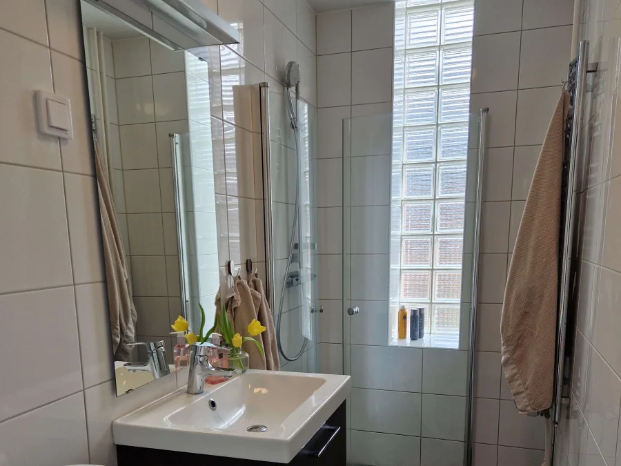 Kök i modern tvåa på Vattugatan 4 i Halmstad