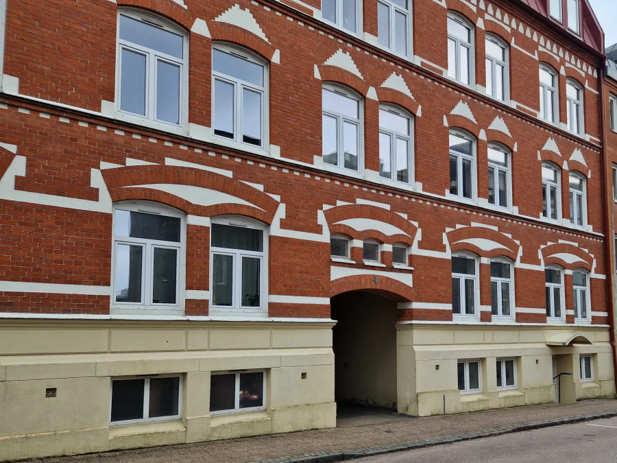 Fasad på fastigheten Vattugatan 4 i Halmstad